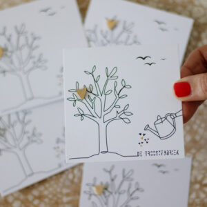 hartpin goud op wenskaartje troost cadeautje hart onder de riem voor in de brievenbus